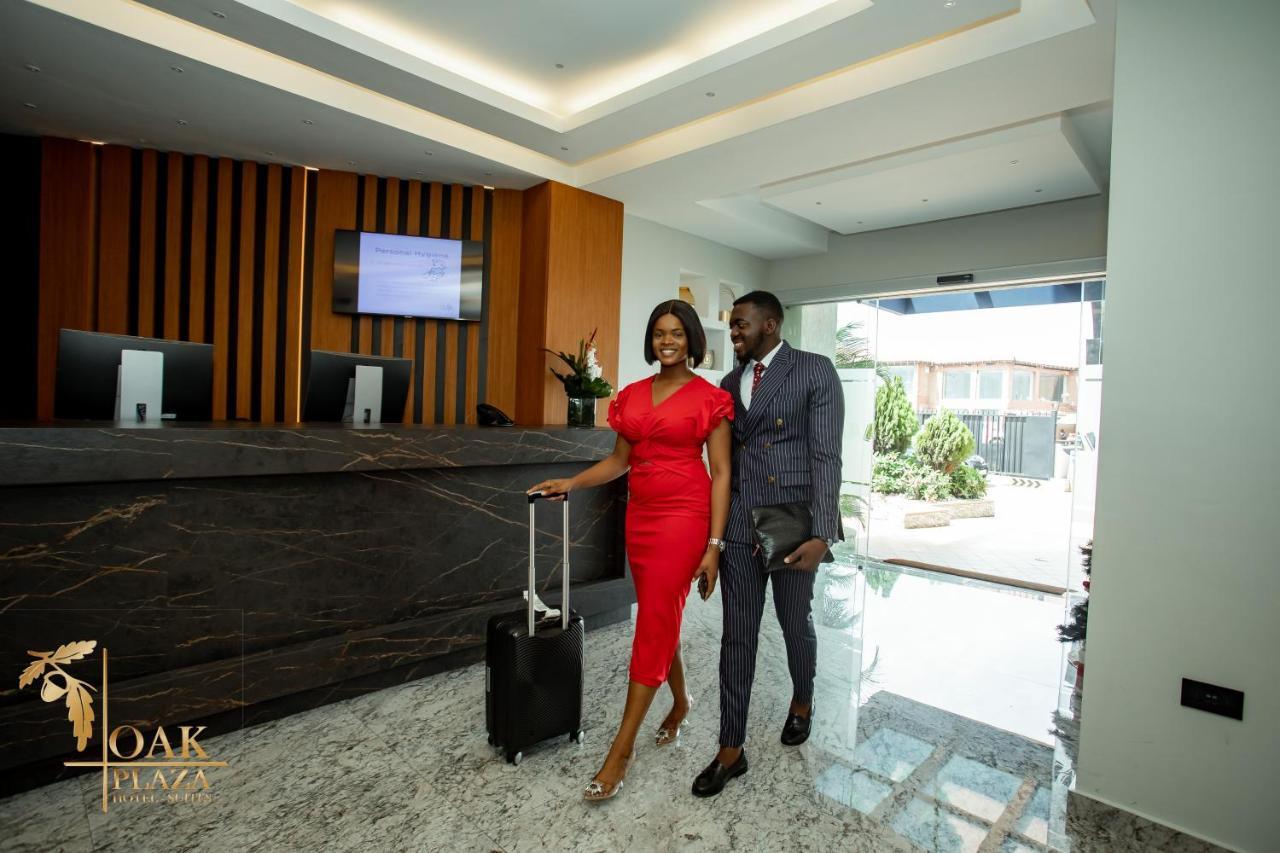 Oak Plaza Hotels East Airport Accra Exteriör bild